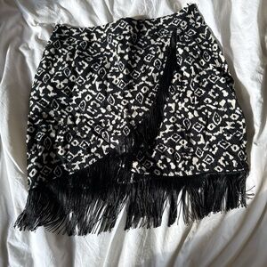 Zara Black and White Patterned Skirt